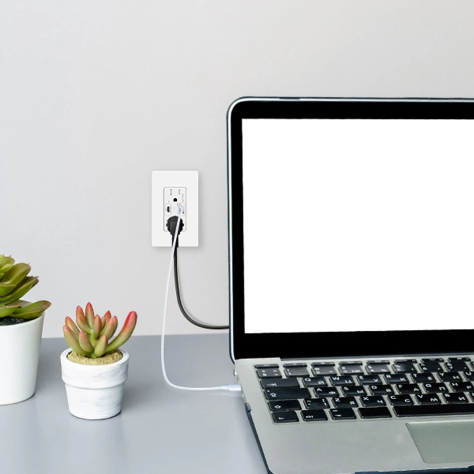 65W PD3.0 USB-C Fast Charging Outlet with 15A Receptacle Plug