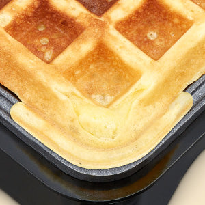 4-Slice Belgian Waffle Maker with 3 Browning Levels Nonstick Plates