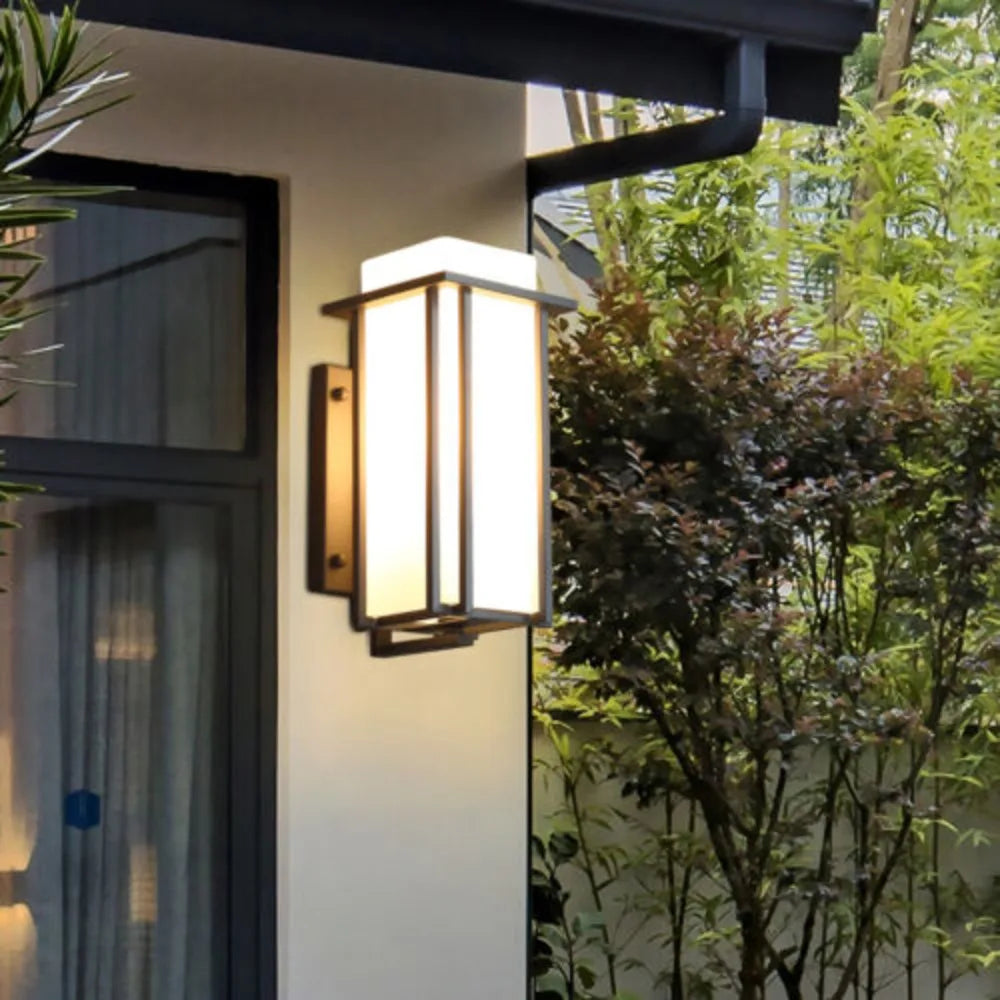 Bymaocar 110V Outdoor Wall Lamp Weatherproof Rustproof American Iron Porch Light