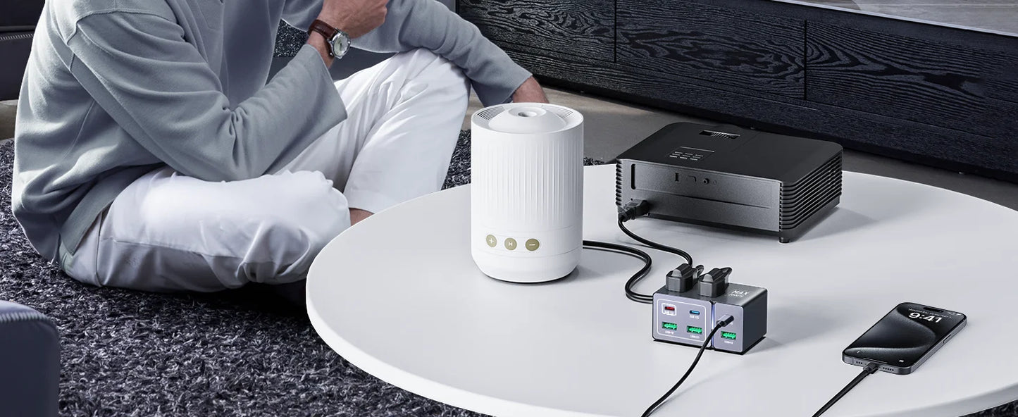 8-Port 160W GaN Charging Hub with 65W Max Output for Multiple Devices and Travel