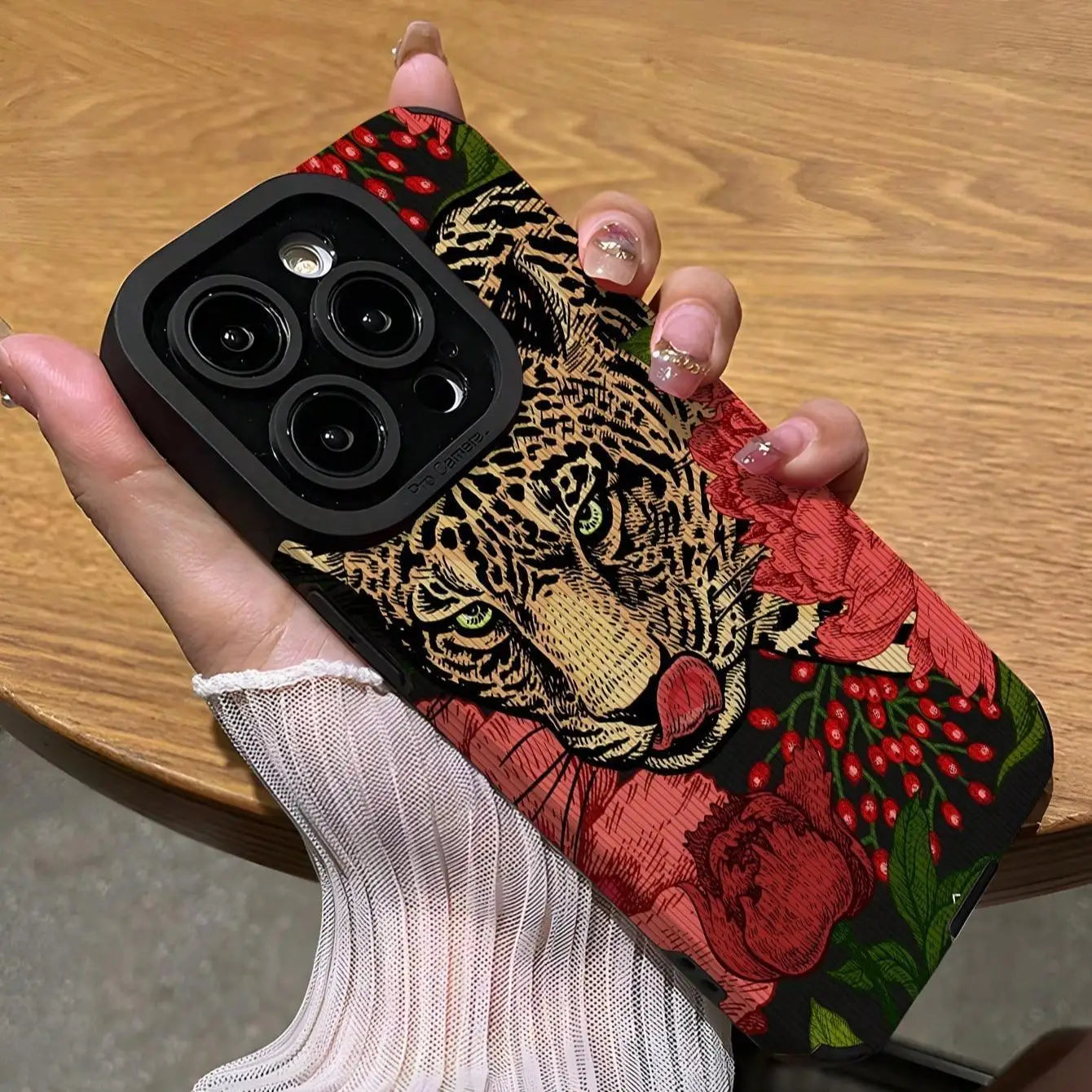 Vintage Rose Anti-Drop Phone Case for iPhone 16 Pro Max with Leopard Design