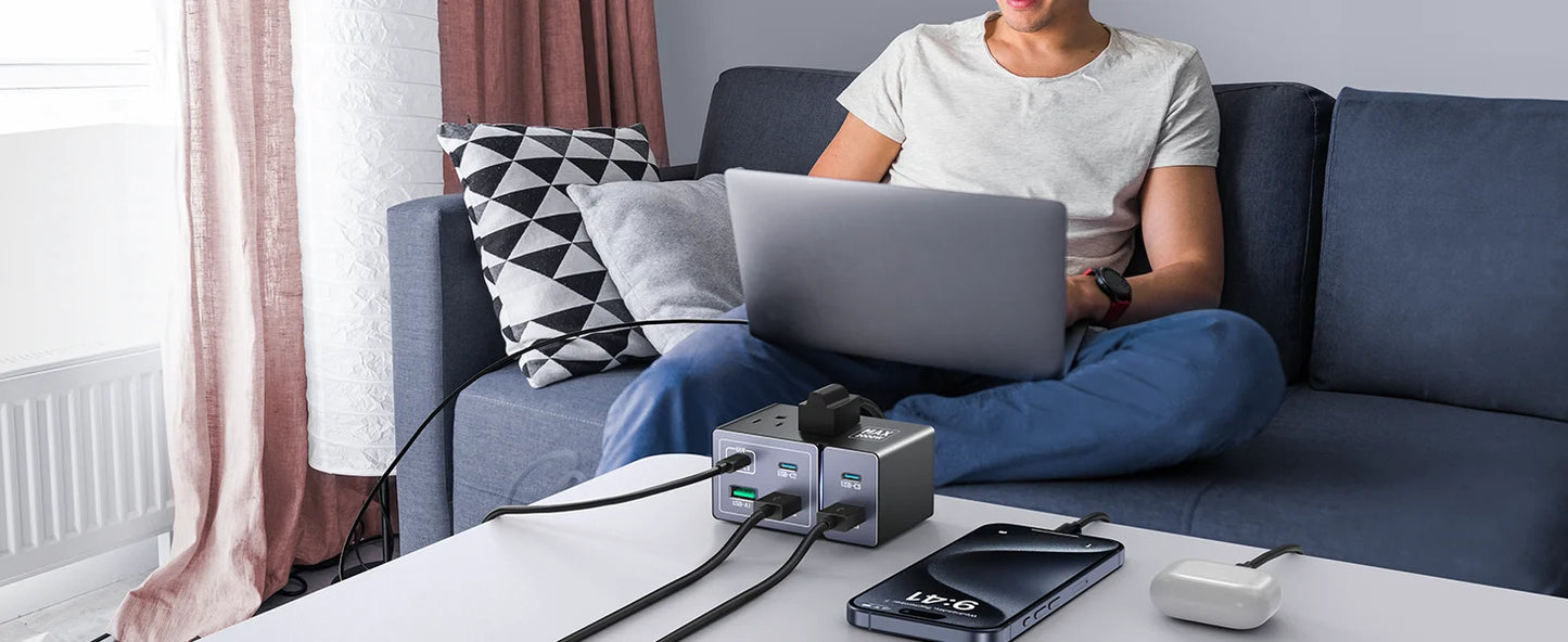 8-Port 160W GaN Charging Hub with 65W Max Output for Multiple Devices and Travel